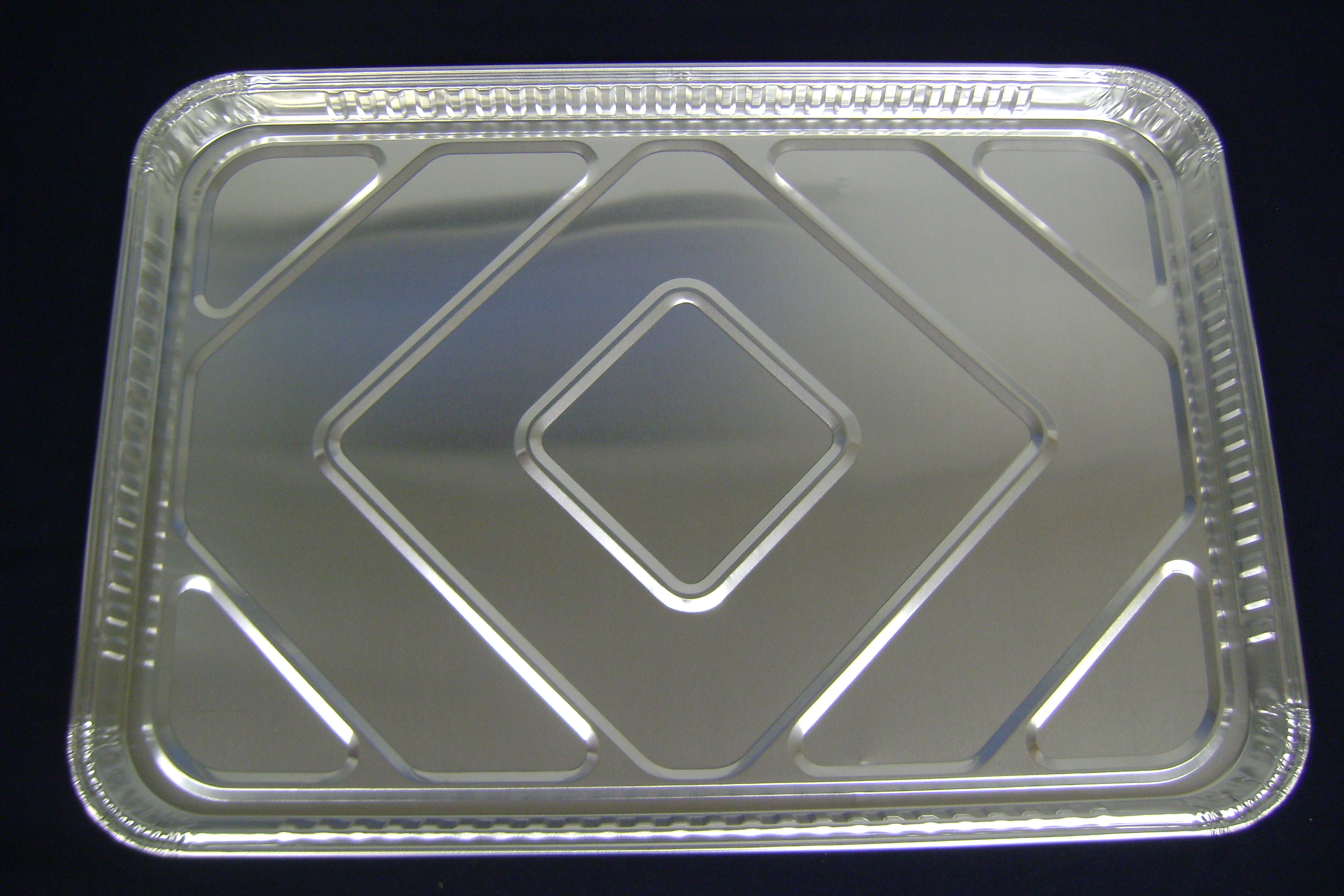 8 Square Aluminum Foil Holiday Cake Pan with Plastic Lid